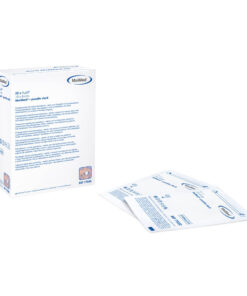 MaiMed® porefix steril Besondere Merkmale Postoperativer Wundschnellverband Atmungsaktiv und hypoallergen, für sensible Haut Mit zentralem Saugkissen MaiMed® porefix steril ist ein postoperativer, weißer Wundschnellverband. Hergestellt aus einem hautfreundlichen, atmungsaktiven Material, unterstützt er eine optimale Luftzirkulation, was die Haut schützt und den Heilungsprozess fördert. Die hypoallergene Klebeschicht gewährleistet eine zuverlässige Haftung, ohne die Haut zu reizen, und eignet sich auch für empfindliche Haut. Die Pflaster sind einzeln verpackt und sorgen für höchste Hygiene und Sicherheit in der medizinischen Anwendung. Anwendung Der sterile Wundschnellverband MaiMed® porefix steril ist ideal für die äußere Abdeckung von Verletzungen und postoperativen Wunden. Dank seiner Querelastizität passt sich das Pflaster auch stark konturierten Körperpartien optimal an. Zusätzliche Informationen Weitere Informationen zum MaiMed® porefix steril finden Sie im technischen Datenblatt. Eigenschaften im Überblick Basis Infos Wundschnellverband Farbe: weiß einzeln verpackt Spezifische Infos hypoallergen und atmungsaktiv Polyestervlies mit Polyacrylat-Kleber Latexfrei: ja Qualitätsmerkmale Medizinprodukt: Klasse Is CE- Kennzeichnung Sterilität: steril Sterilisationsmethode: Ethylenoxid (EO) Versandeinheiten REF-Nr. Größe Box-Inhalt Versandeinheit 77040 7 x 5cm 50 Stück 24 Boxen/Karton 77050 10 x 8cm 25 Stück 30 Boxen/Karton 77060 15 x 8cm 25 Stück 30 Boxen/Karton 77070 20 x 10cm 25 Stück 15 Boxen/Karton 77080 25 x 10cm 25 Stück 15 Boxen/Karton 77090 30 x 10cm 25 Stück 15 Boxen/Karton
